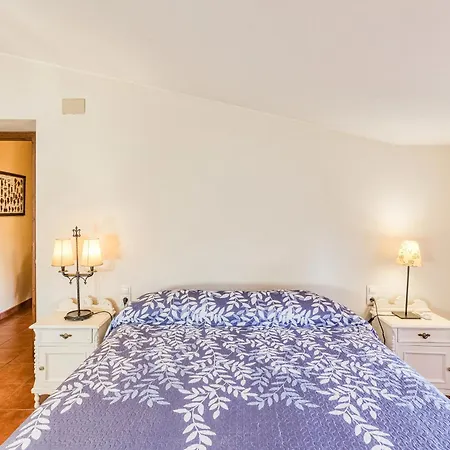 Cal Matali Country house Espolla